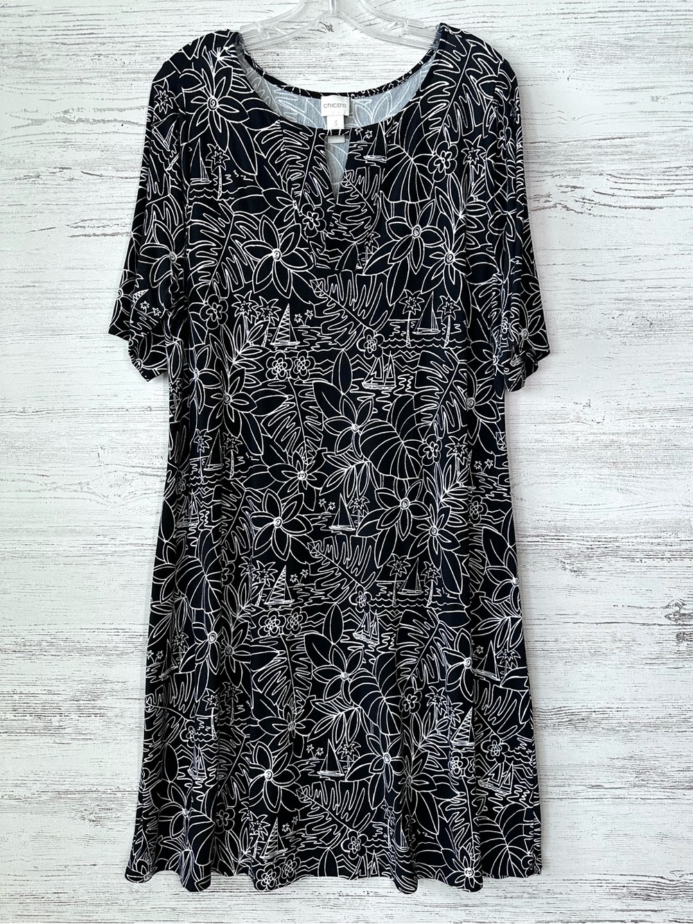 CHICO’S Short Sleeve Stretch Jersey Knit Midi Dress Tropical Sailboat Nautical